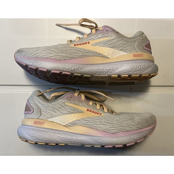 Brooks Womens Ghost 16 Sneakers Walking 1204071B186 Gray Running Shoes Size 7 B - Picture 8 of 10